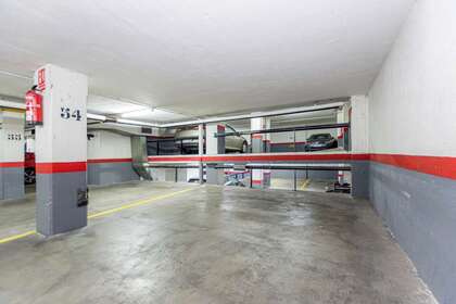 Parcheggio/garage vendita in Almagro, Chamberí, Madrid. 