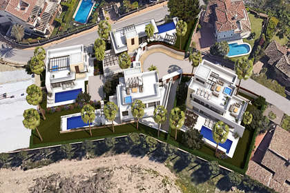 Villa Luxury for sale in Marbella Este, Málaga. 